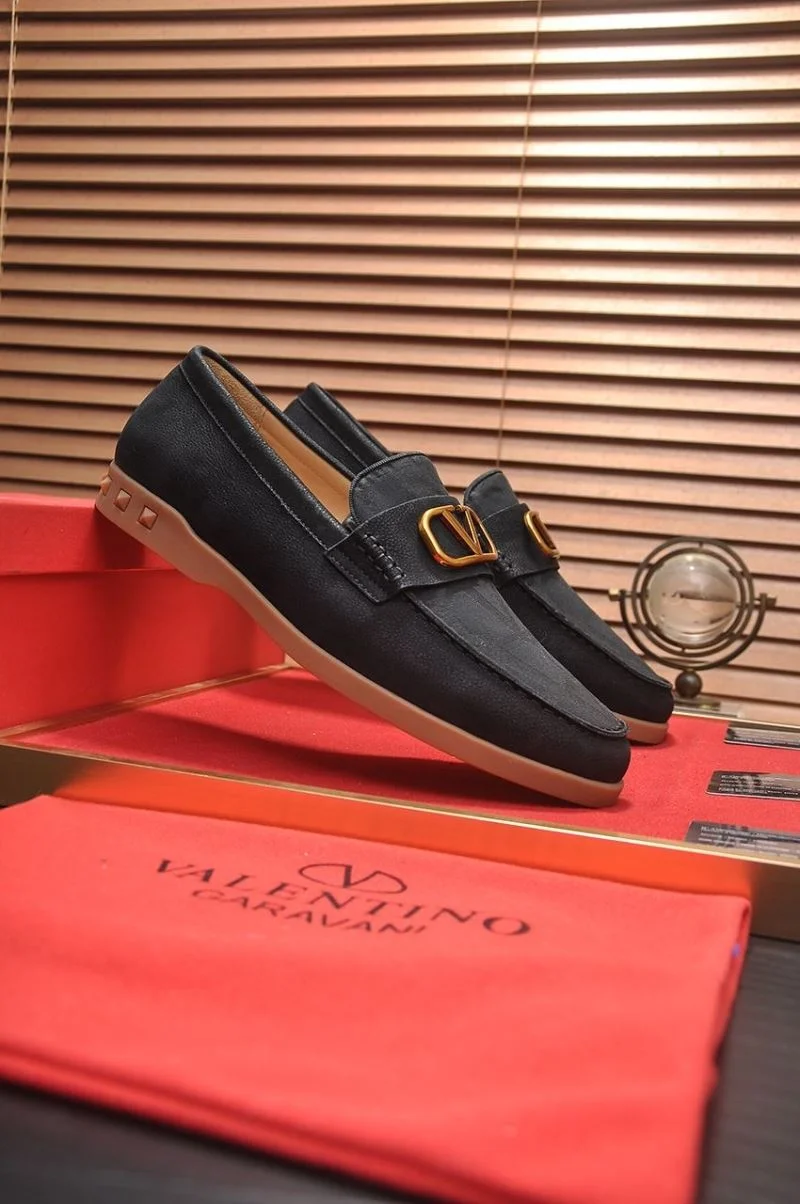 Lightweight Valentino Low Shoes 36976