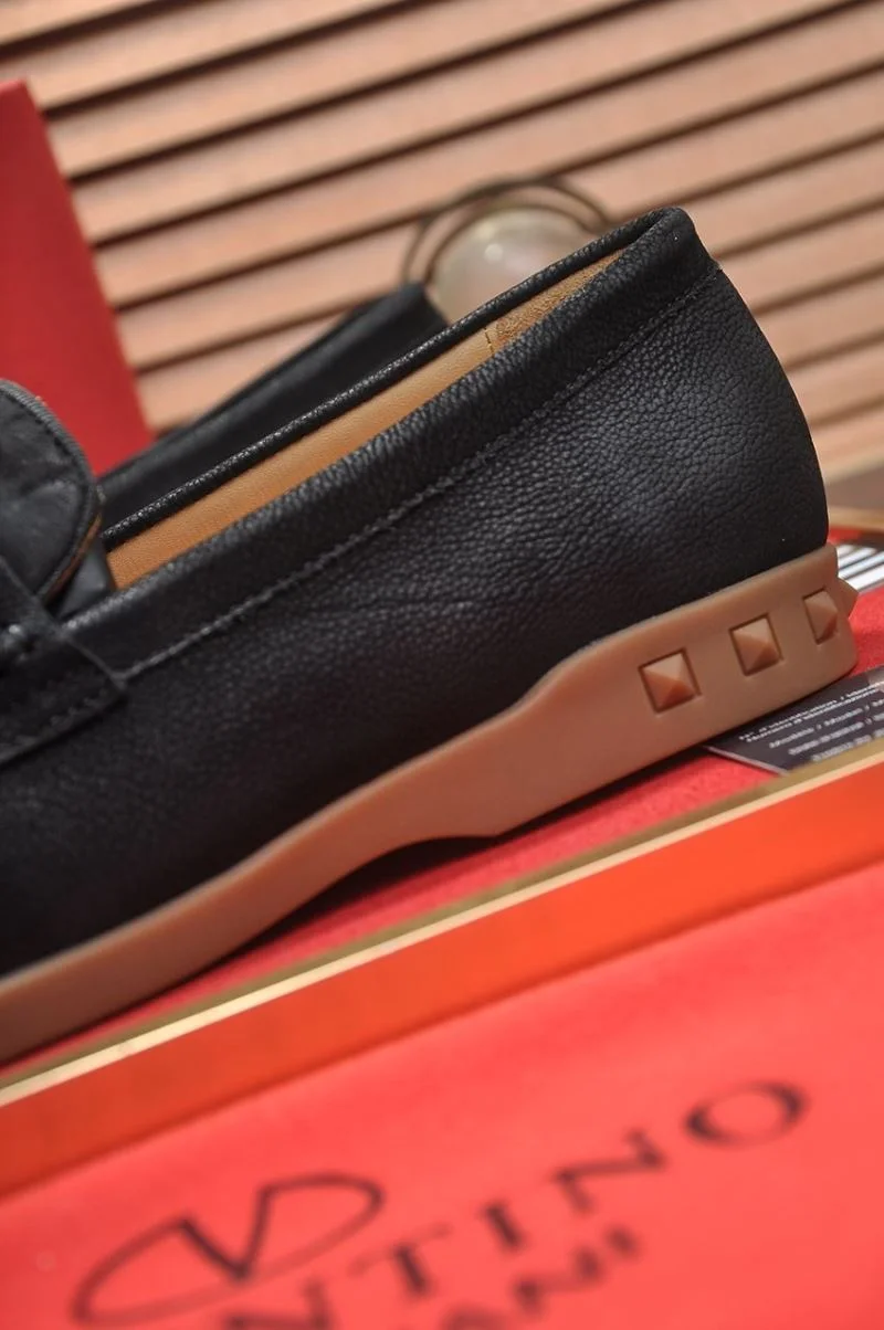 Lightweight Valentino Low Shoes 36976
