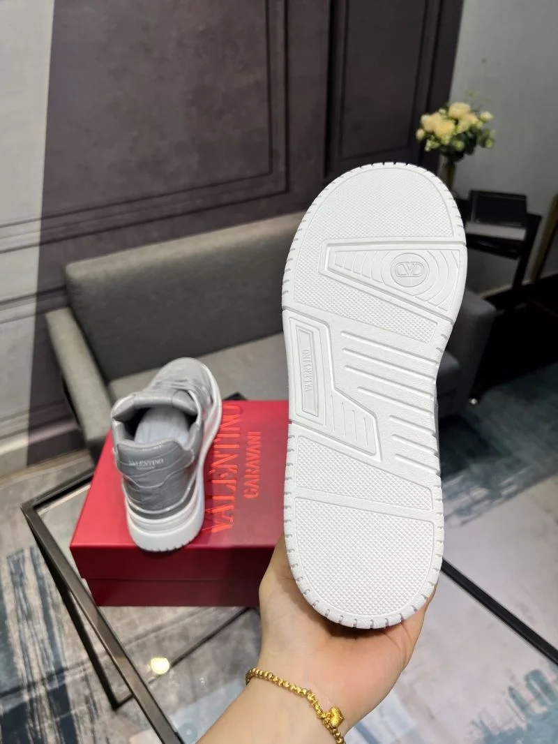 Valentino Low Shoes Trendy 36964