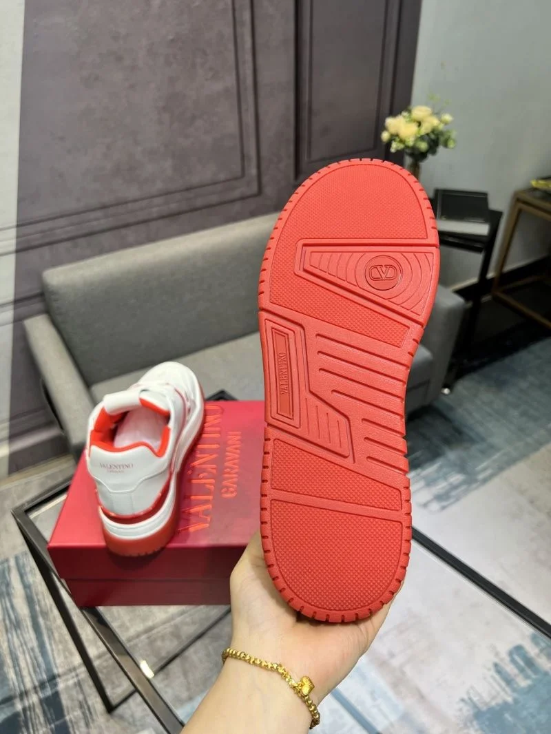 Contemporary Valentino Low Shoes 36948