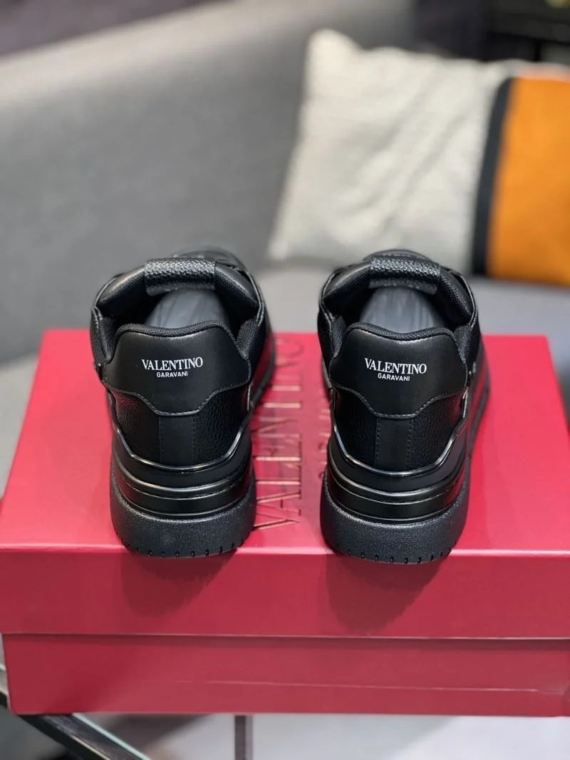 Valentino Low Shoes Stylish 36969