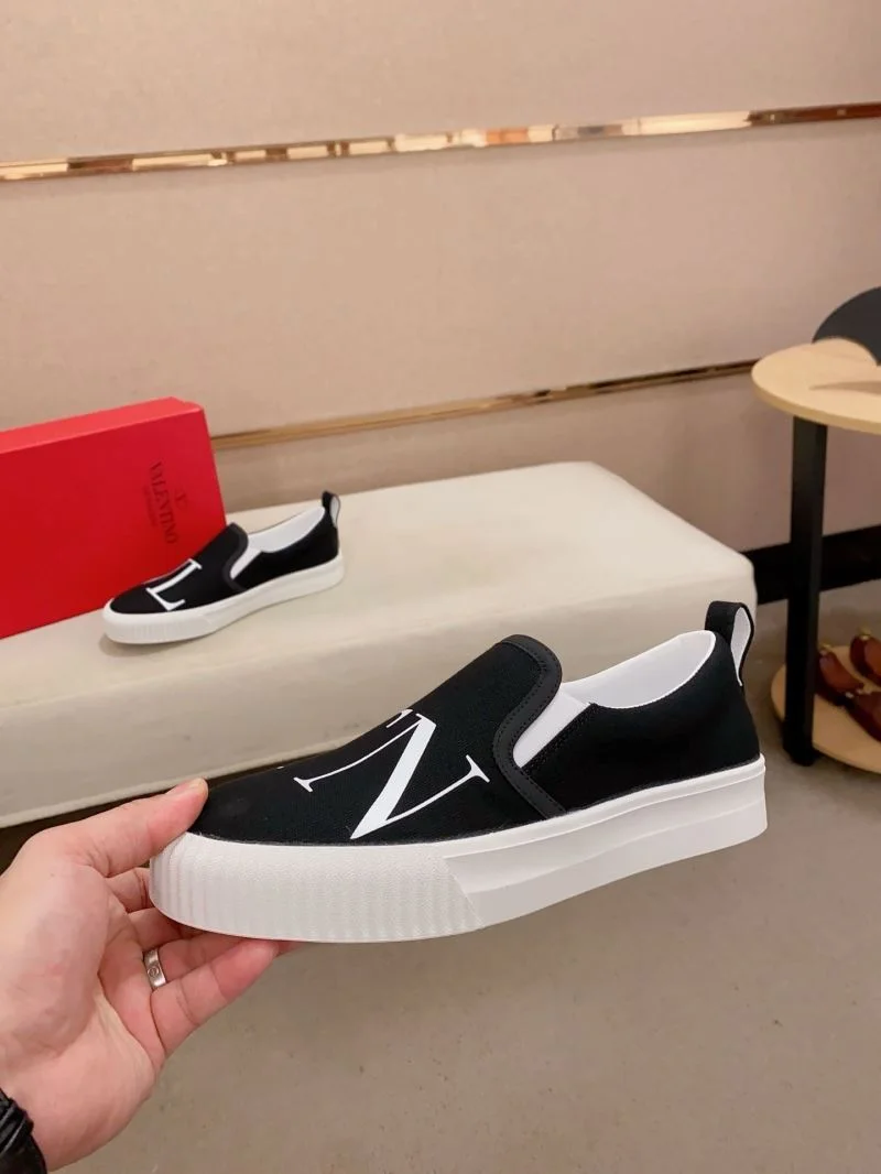 UrbanChic Valentino Low Shoes 36951