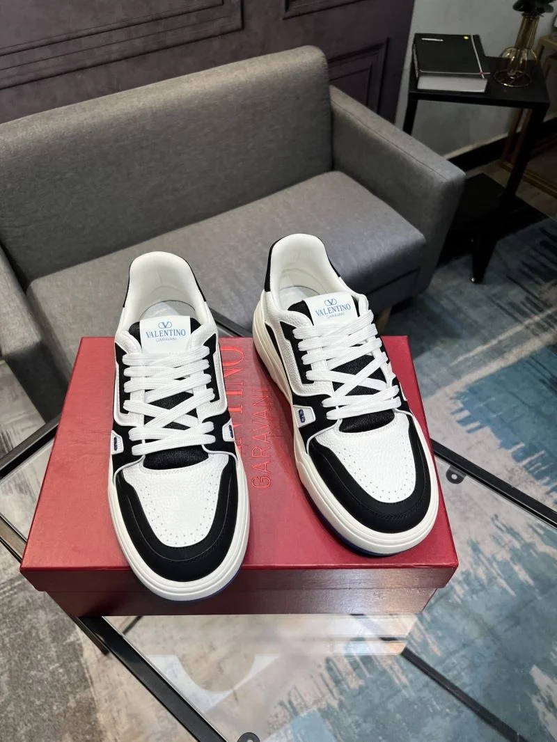 Valentino Low Shoes Casual 36955