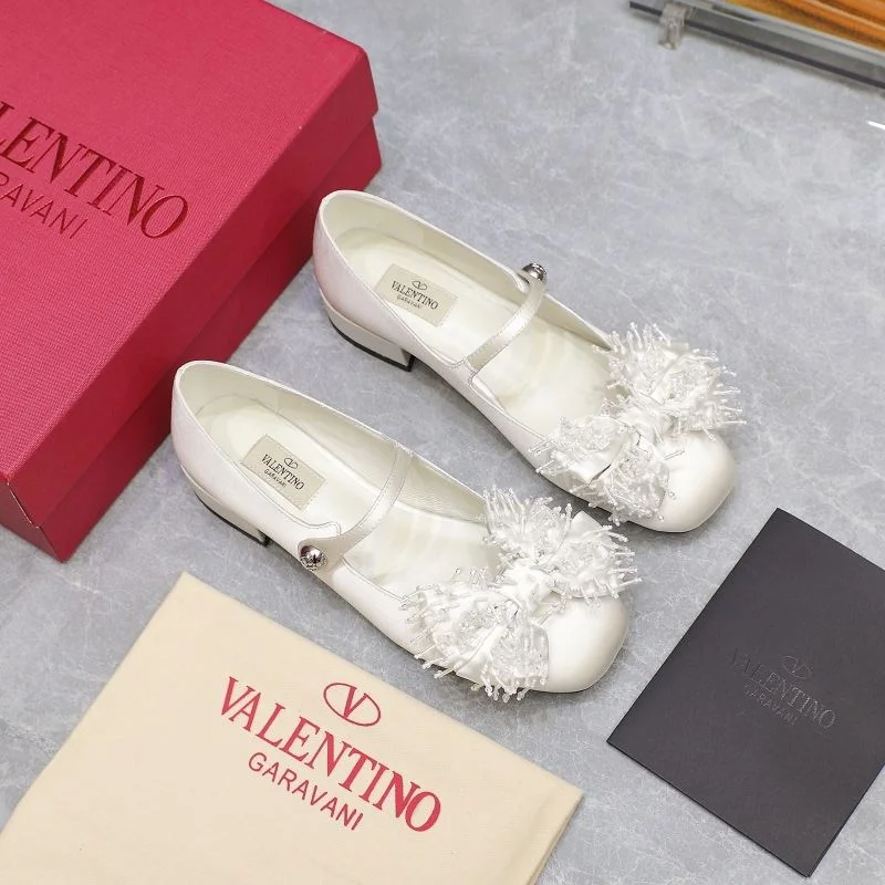 Valentino Low Shoes Chic 37085