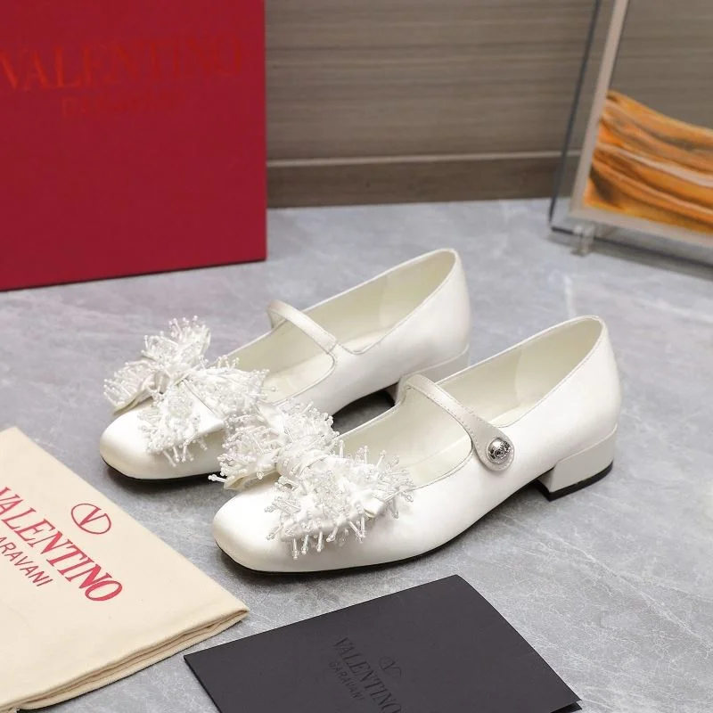 Valentino Low Shoes Chic 37085