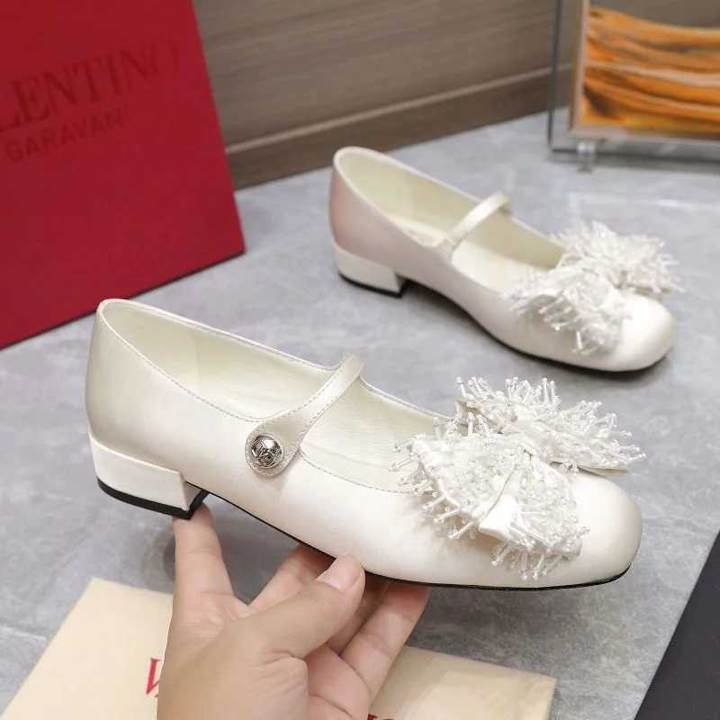 Valentino Low Shoes Chic 37085