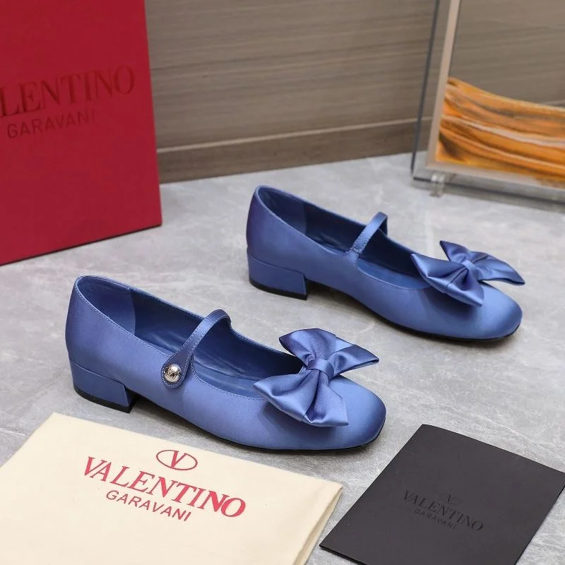 Sporty Valentino Low Shoes 37097