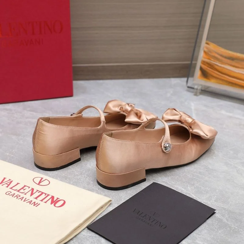 SmartChoice Valentino Low Shoes 37098