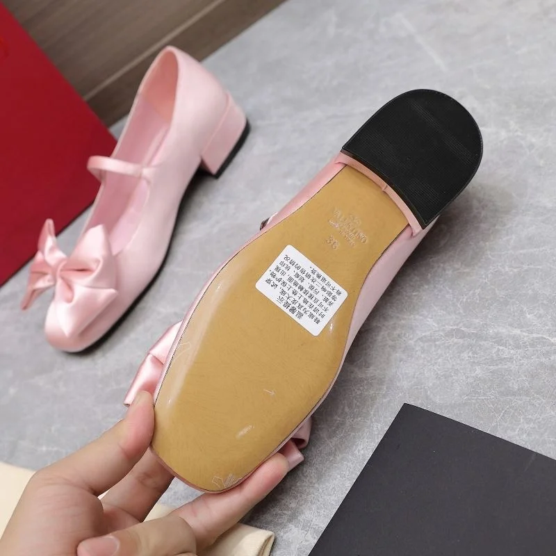 Valentino Low Shoes OnTrend 37094