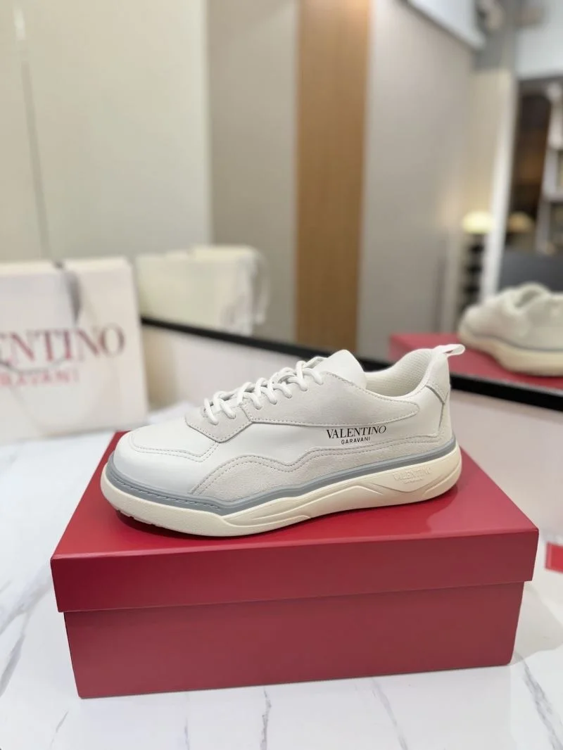 Valentino Low Shoes Stylish 37080