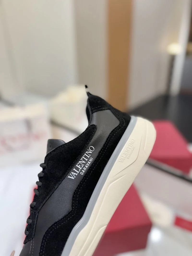 FlexibleFit Valentino Low Shoes 37099