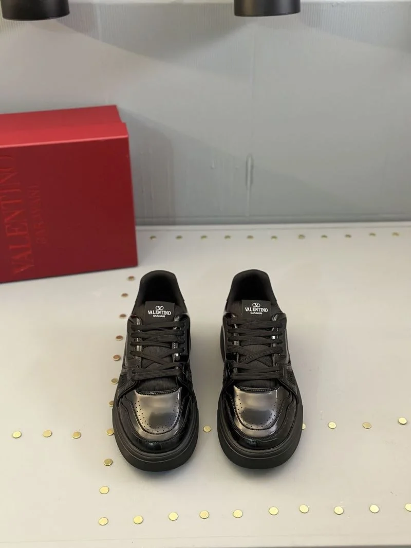 Valentino Low Shoes ComfortFit 36210