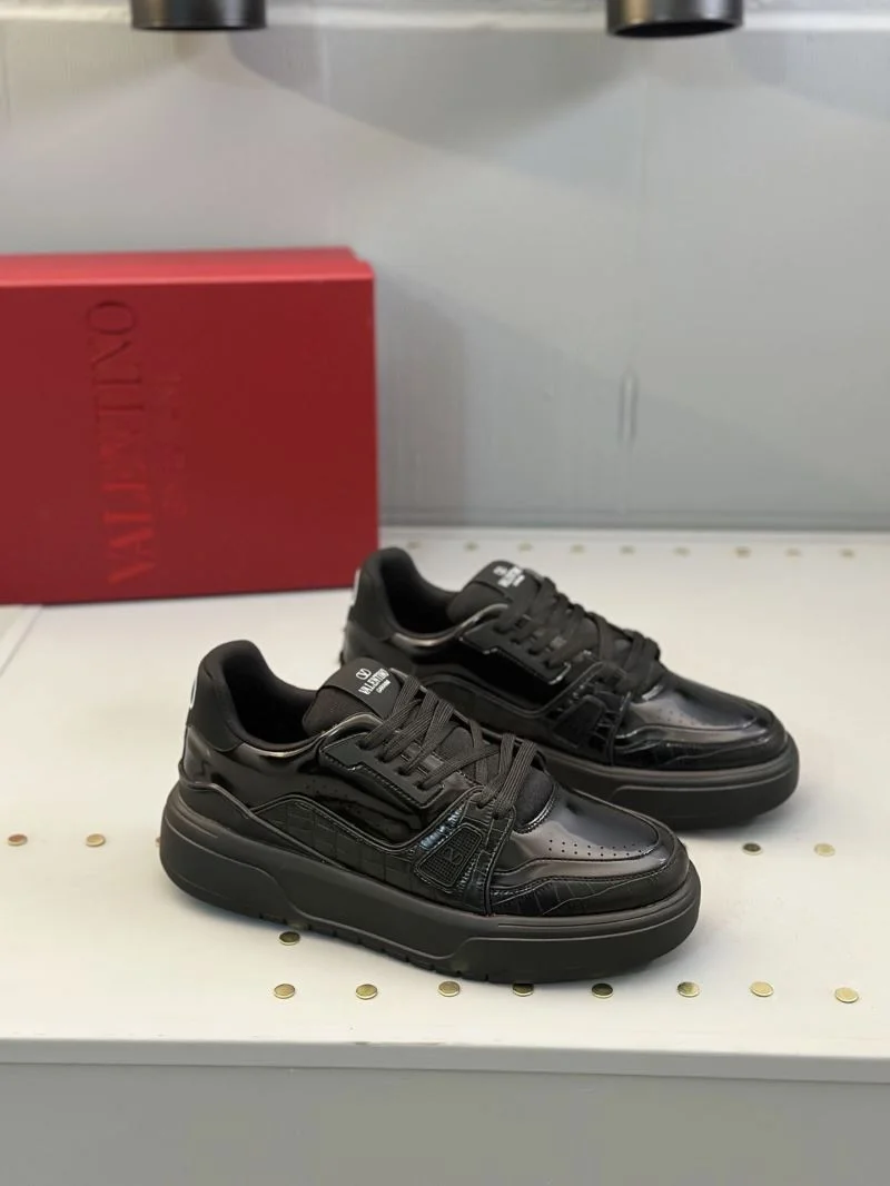 Valentino Low Shoes ComfortFit 36210