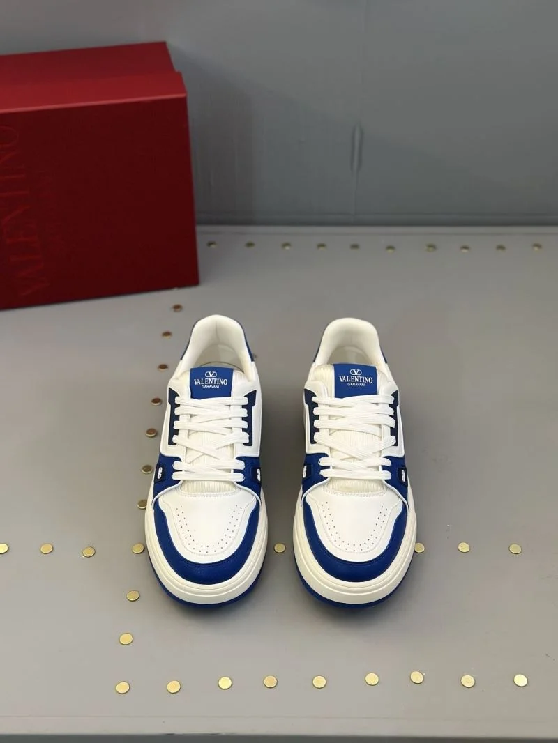 Valentino Low Shoes Resilient 36176