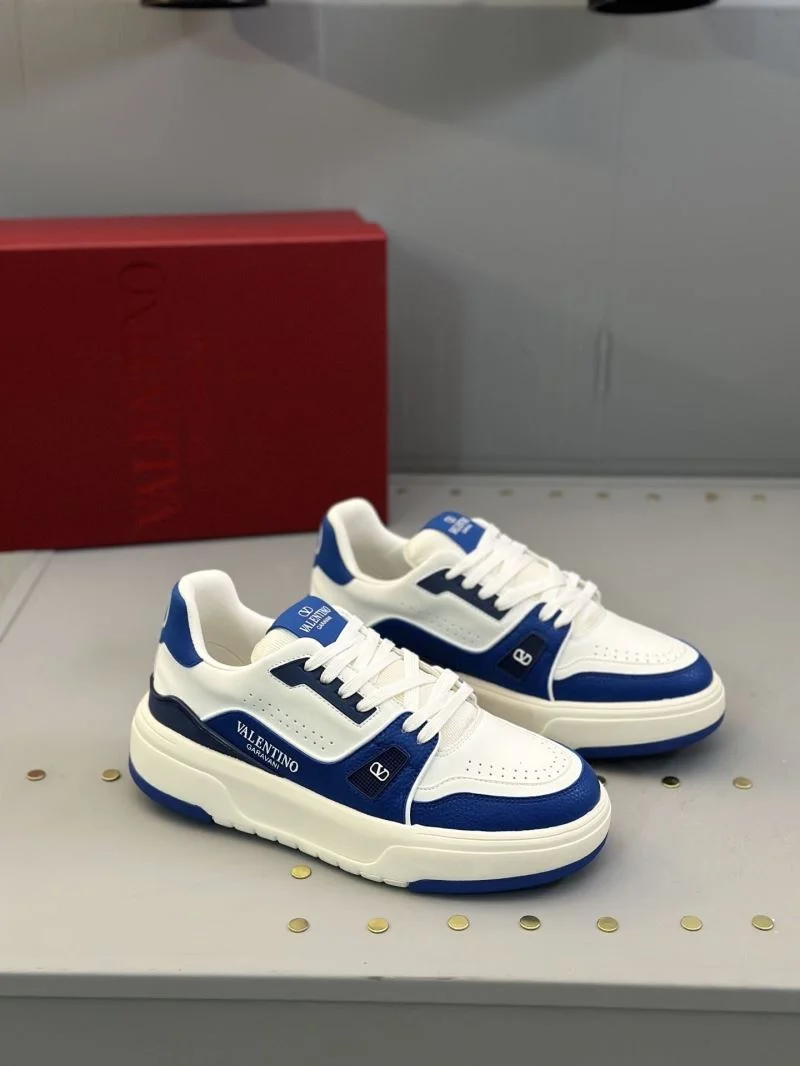 Valentino Low Shoes Resilient 36176