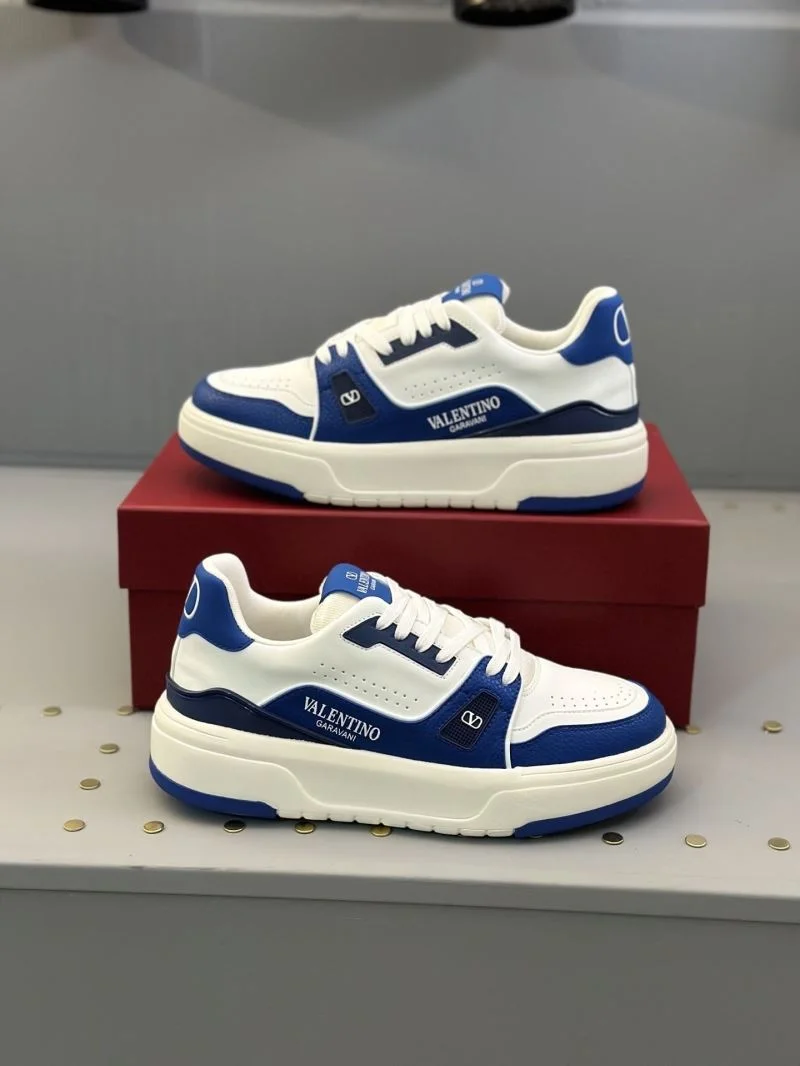 Valentino Low Shoes Resilient 36176