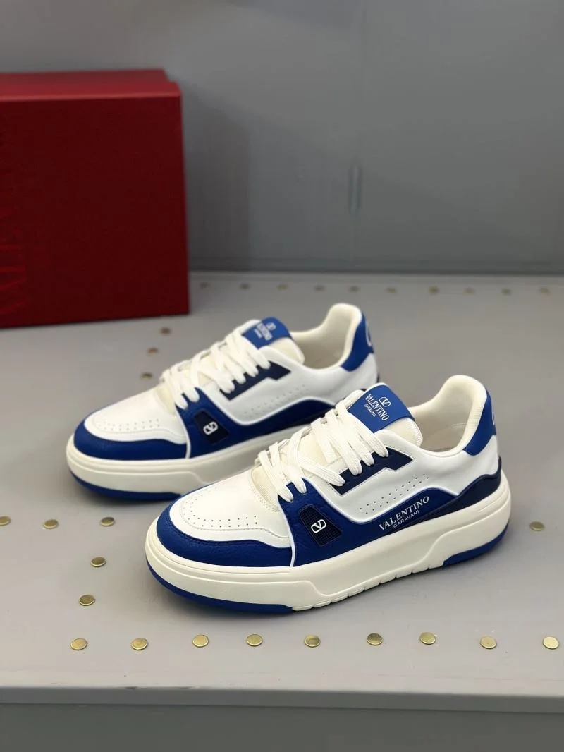 Valentino Low Shoes Resilient 36176