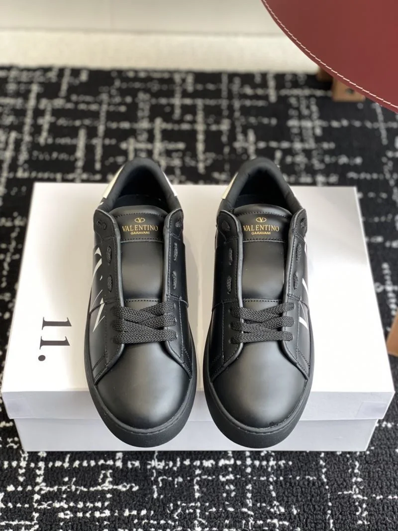 Vibrant Valentino Low Shoes 36158