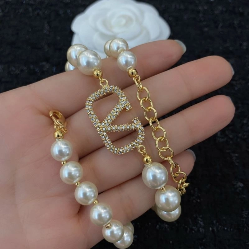 Valentino Necklaces Breathable 213612