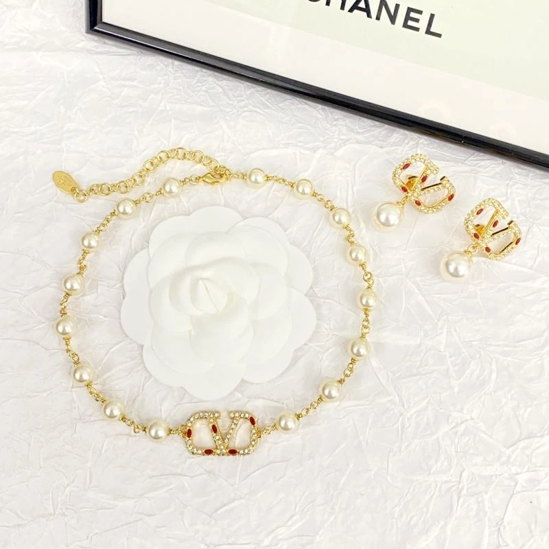 Valentino Necklaces Breathable 213616