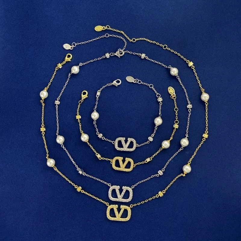Valentino Necklaces ZipUp 213204