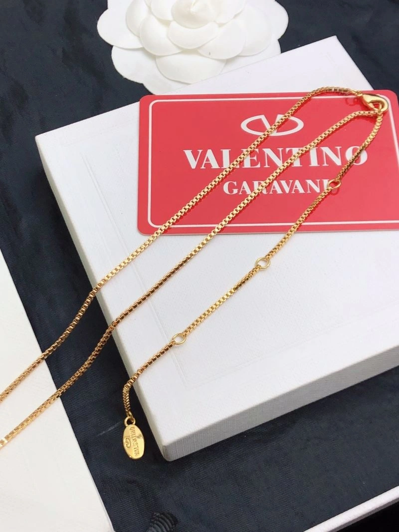 FashionForward Valentino Necklaces 213195