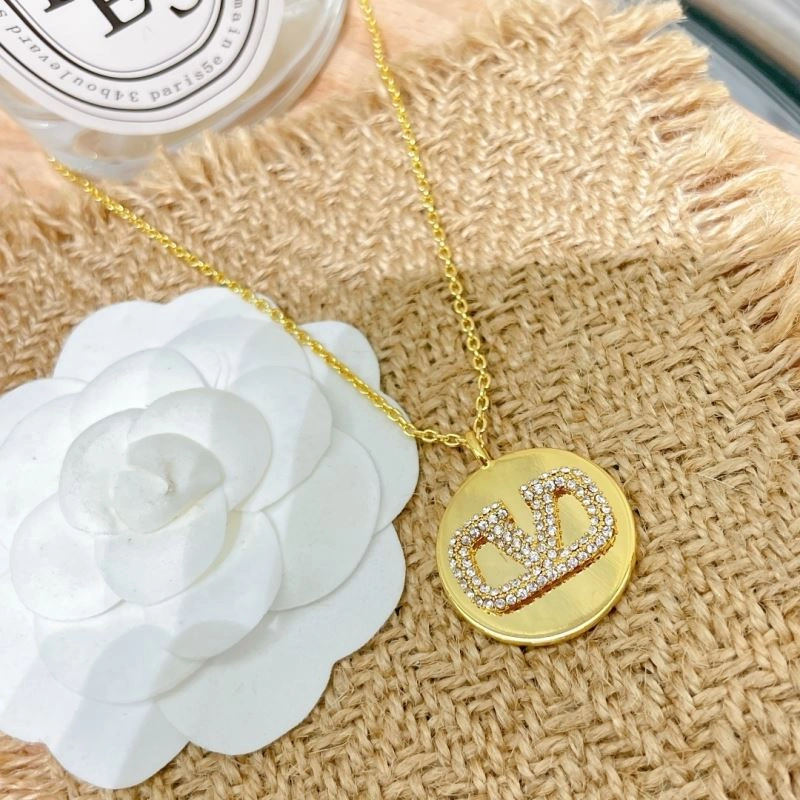 Valentino Necklaces TechFriendly 214079