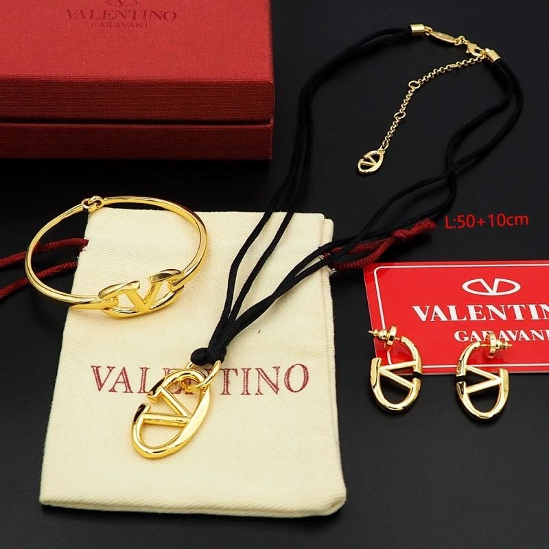 Valentino Necklaces GoodFit 212804