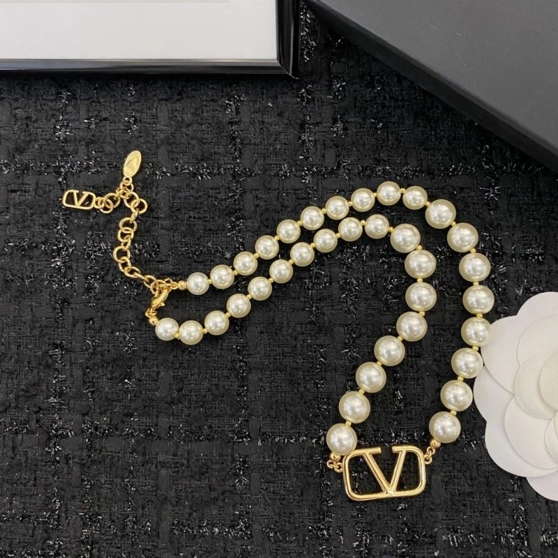 Soft Valentino Necklaces 212795