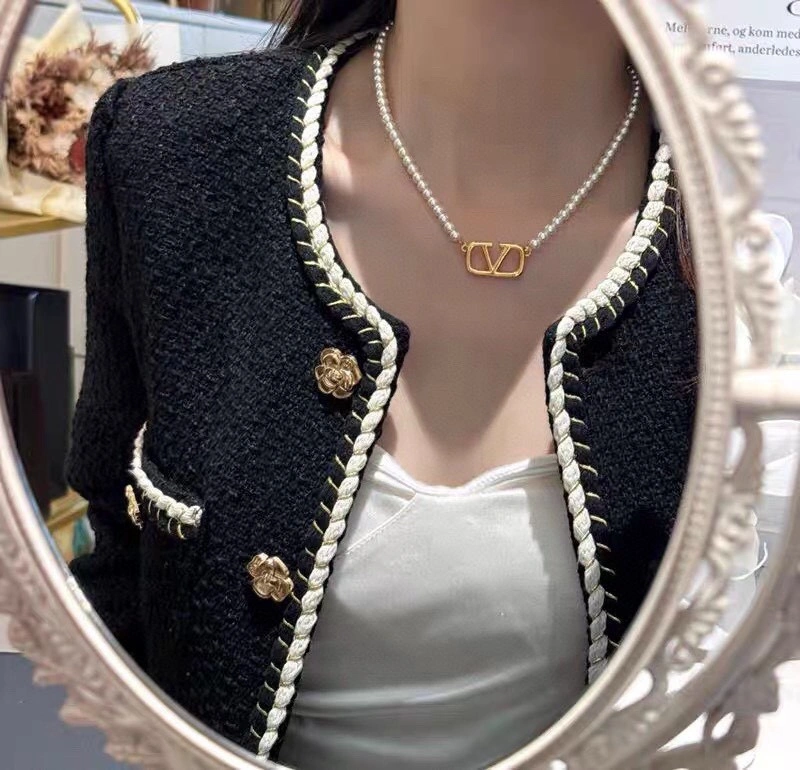 HighQuality Valentino Necklaces 212796