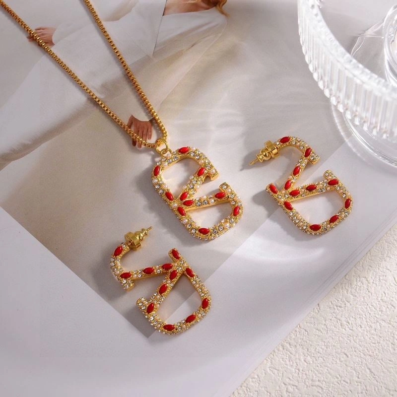 Breathable Valentino Necklaces 212497