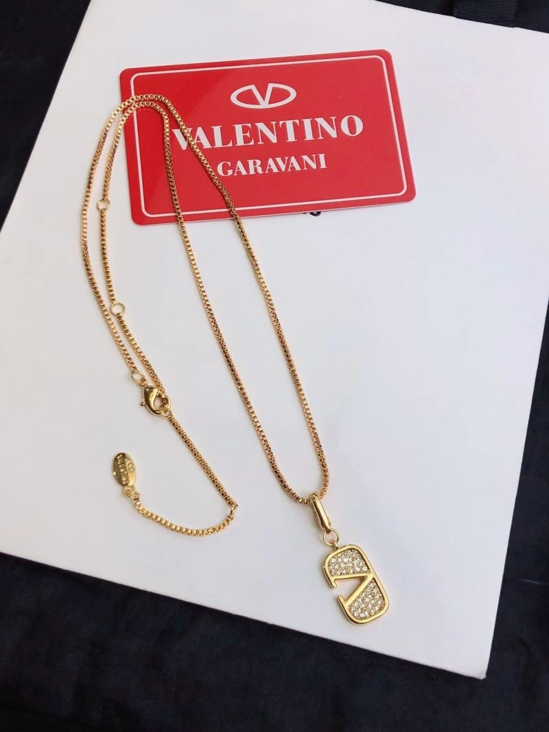 Valentino Necklaces SmoothTexture 211641