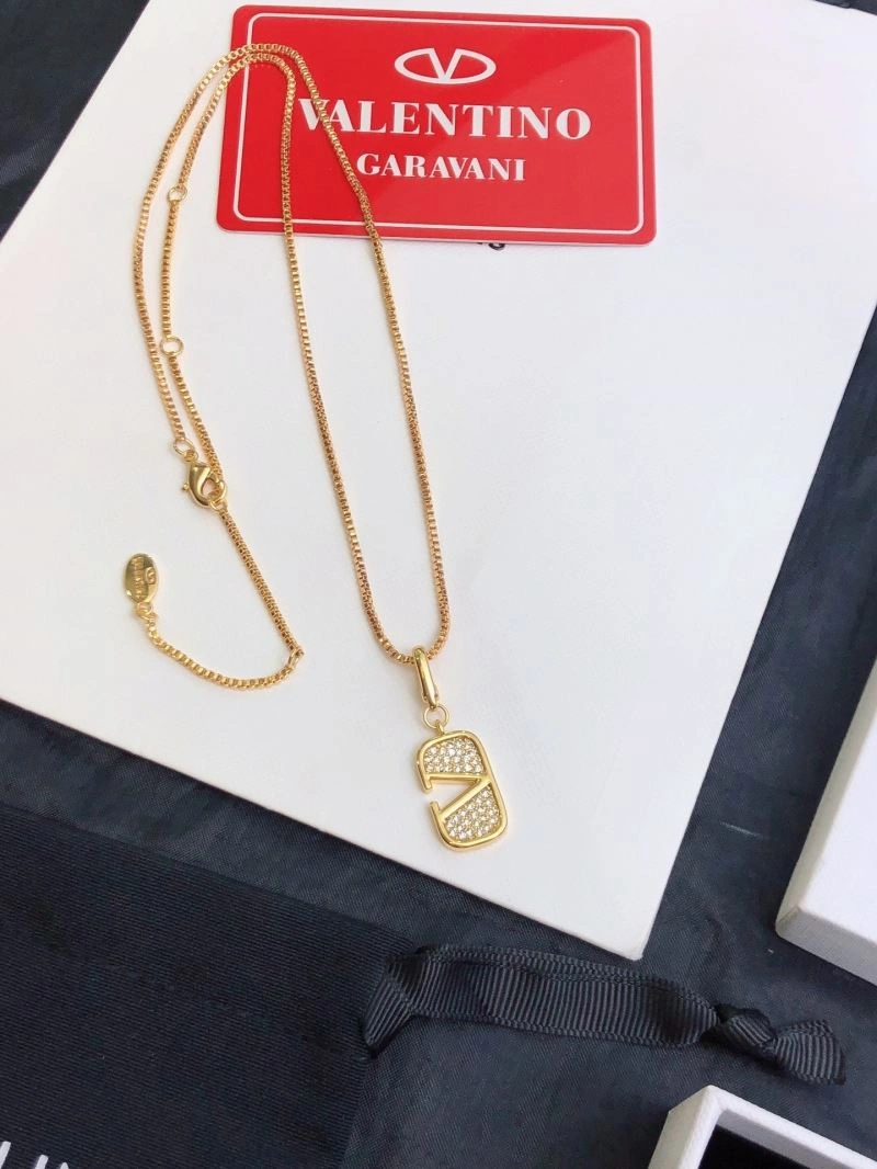 Valentino Necklaces SmoothTexture 211641