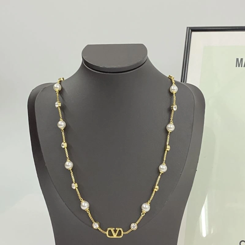 Durable Valentino Necklaces 211644