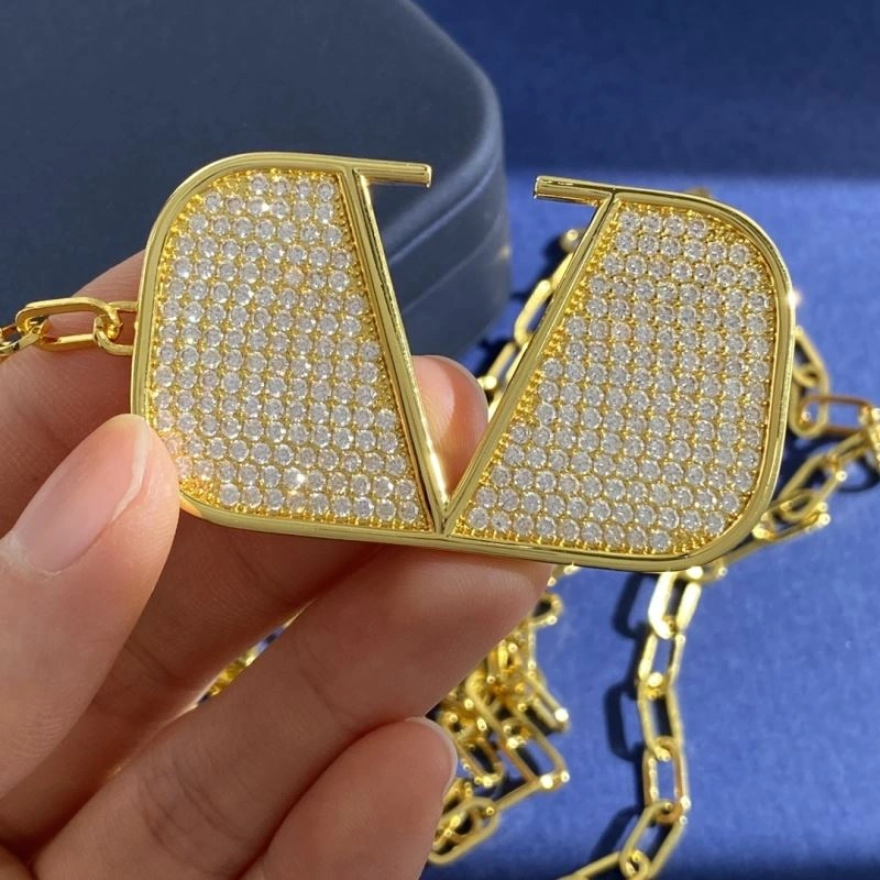 FastDry Valentino Necklaces 211645