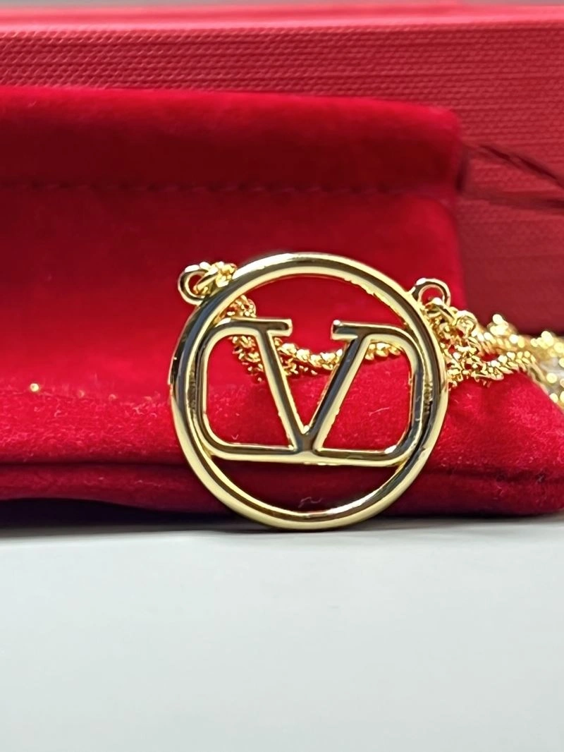 Valentino Necklaces Affordable 211048