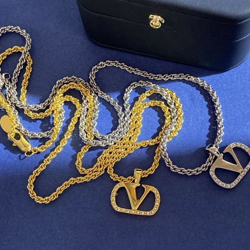 Valentino Necklaces Sustainable 211039
