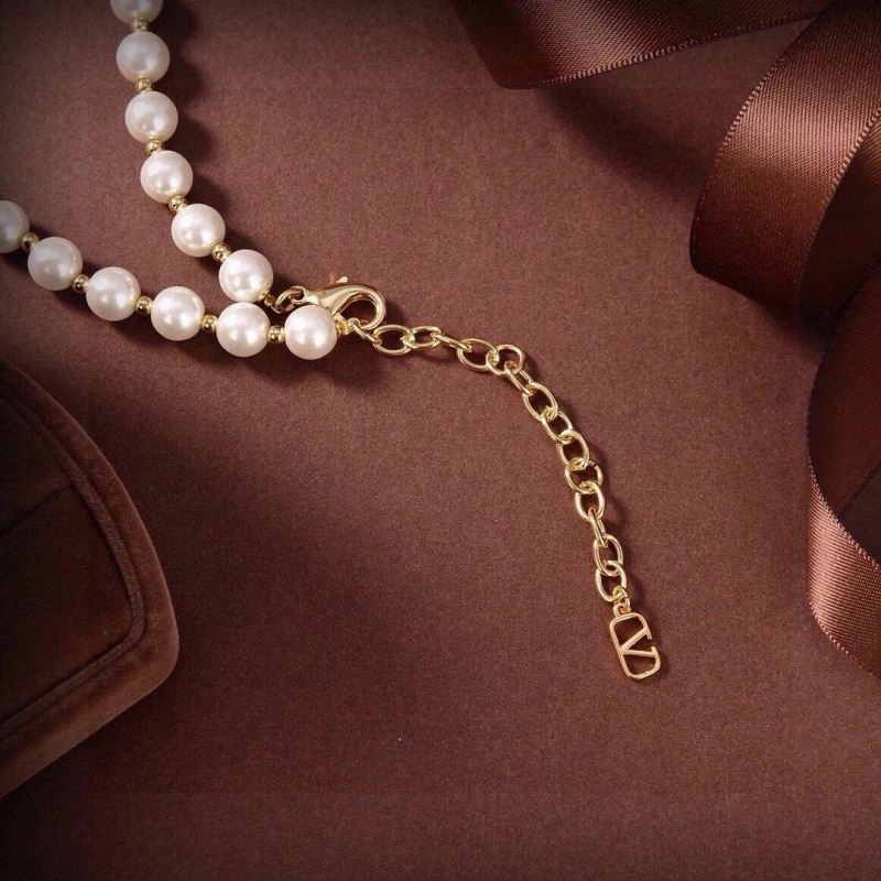 Valentino Necklaces WaterResistant 211027