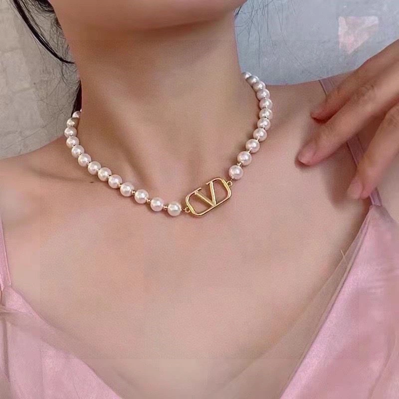 Valentino Necklaces TimelessDesign 210311