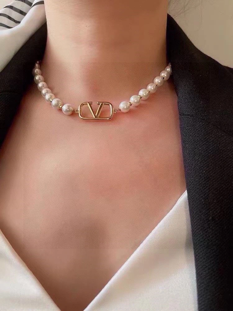 Valentino Necklaces TimelessDesign 210311