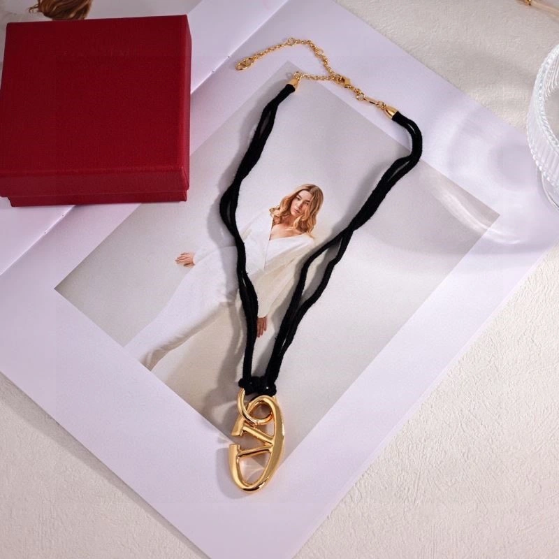 Valentino Necklaces Seasonal 209632