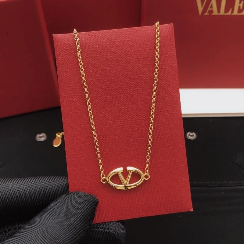 MoistureWicking Valentino Necklaces 209049
