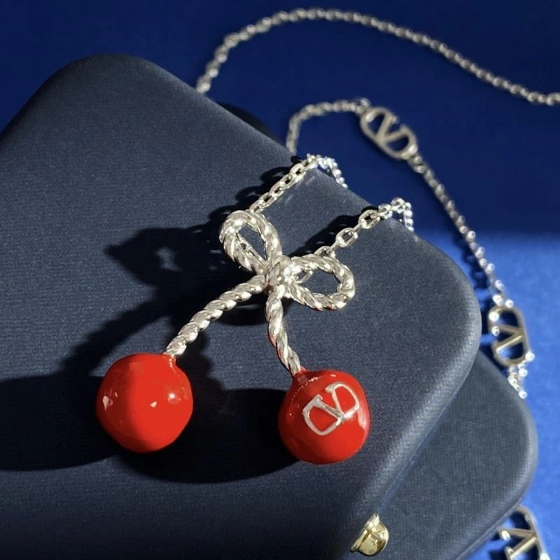 Bright Valentino Necklaces 208402