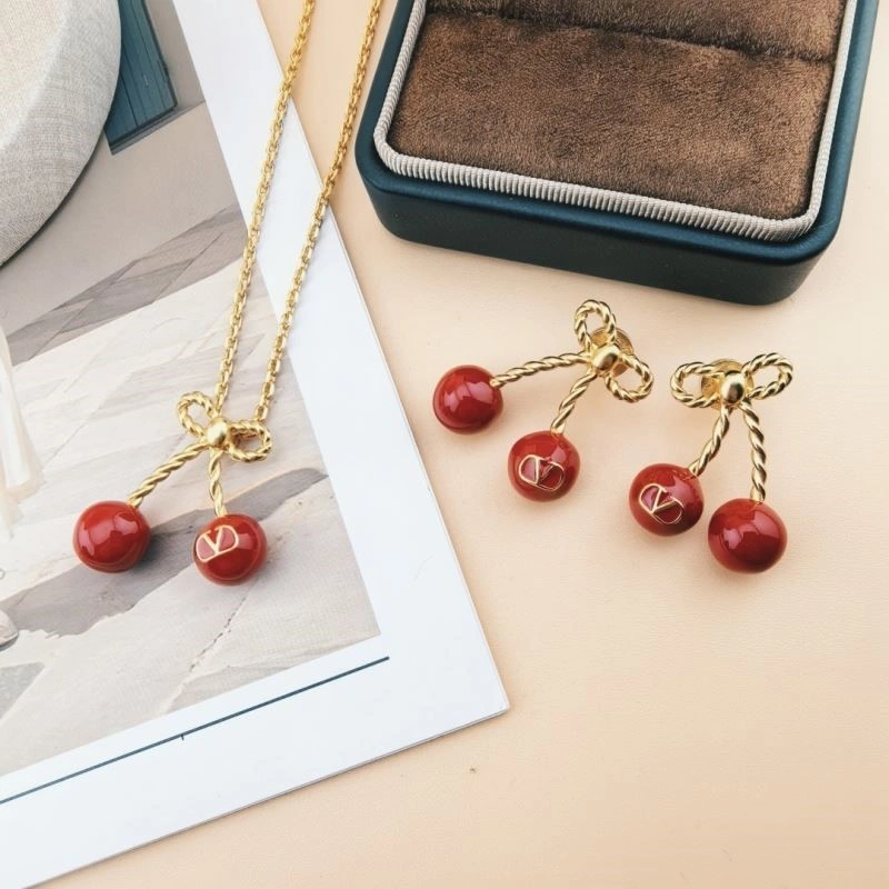 Valentino Necklaces Stylish 208416