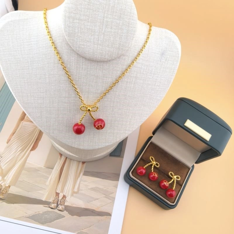 Valentino Necklaces Stylish 208416