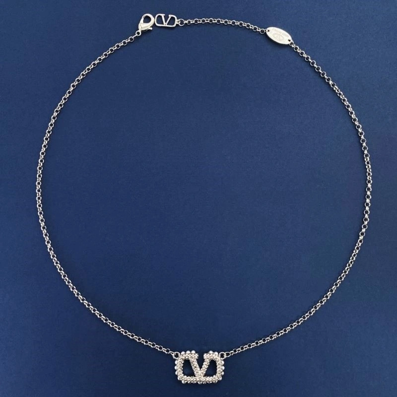 OdorResistant Valentino Necklaces 208409
