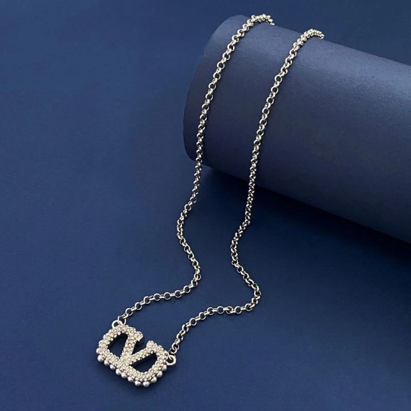 OdorResistant Valentino Necklaces 208409