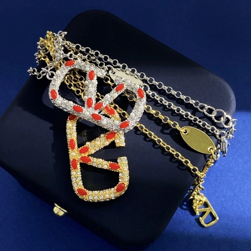 WellDesigned Valentino Necklaces 208403