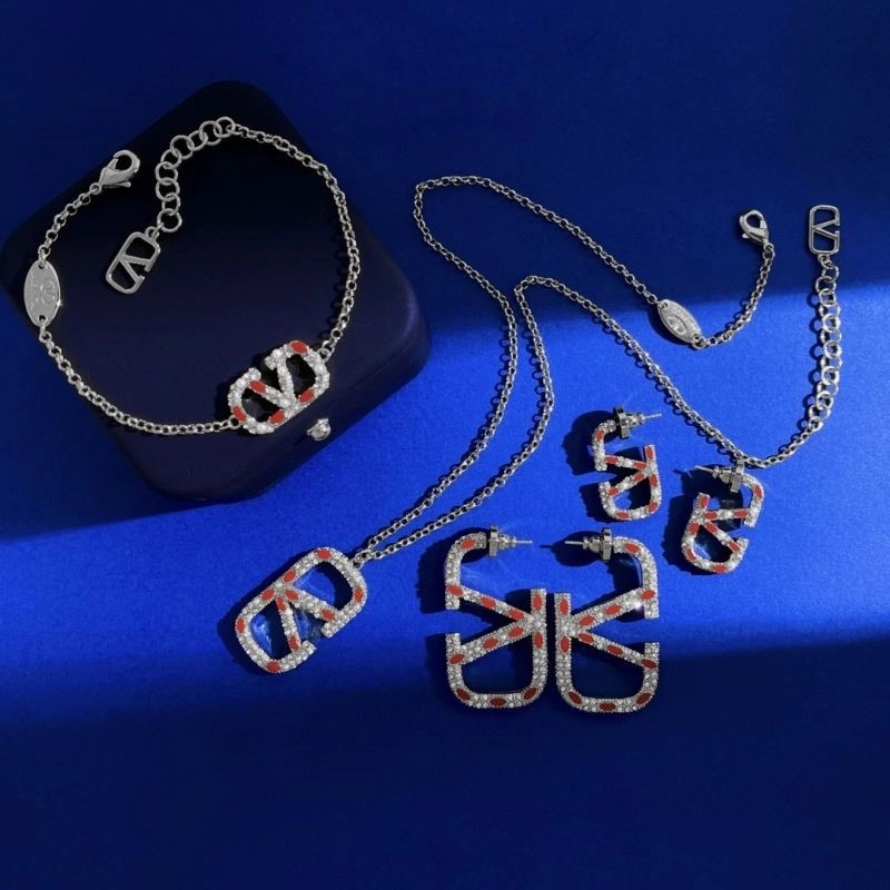 WellDesigned Valentino Necklaces 208403