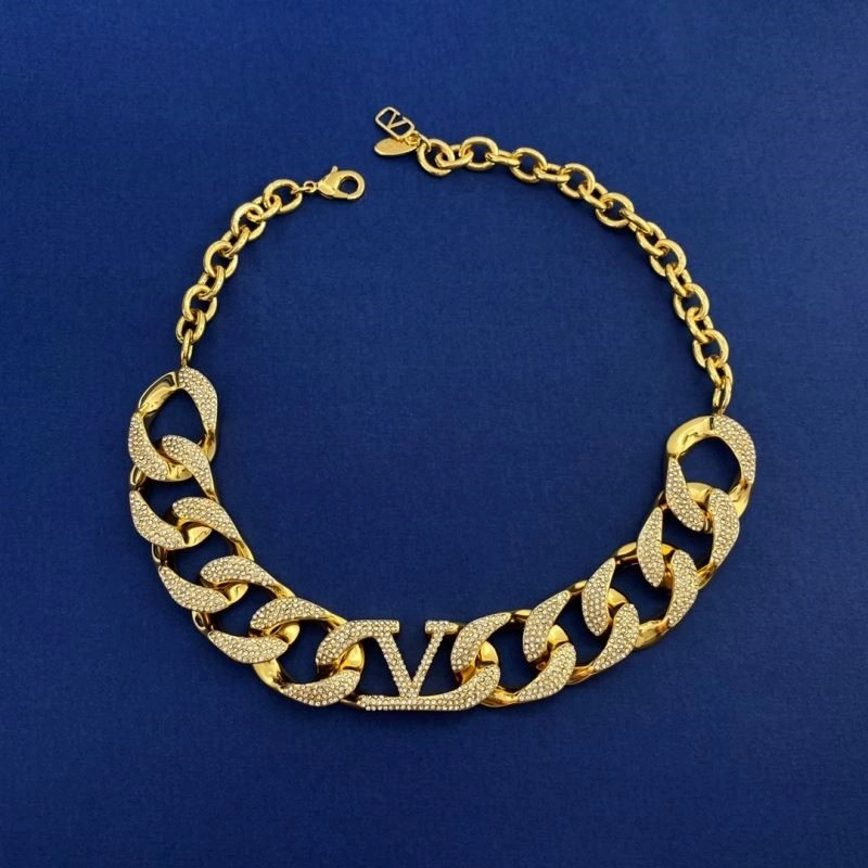 NewStyle Valentino Necklaces 208401